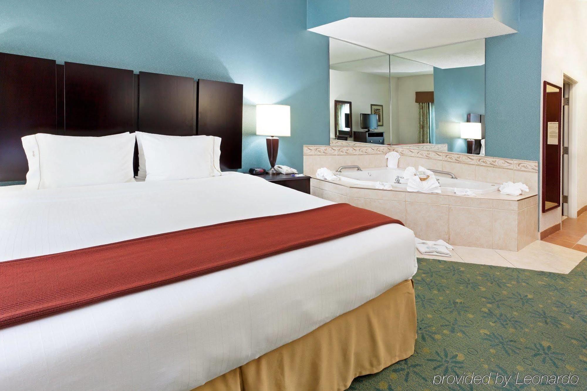 Holiday Inn Express Hotels & Suites Greenville-Spartanburg/Duncan By Ihg Exterior foto
